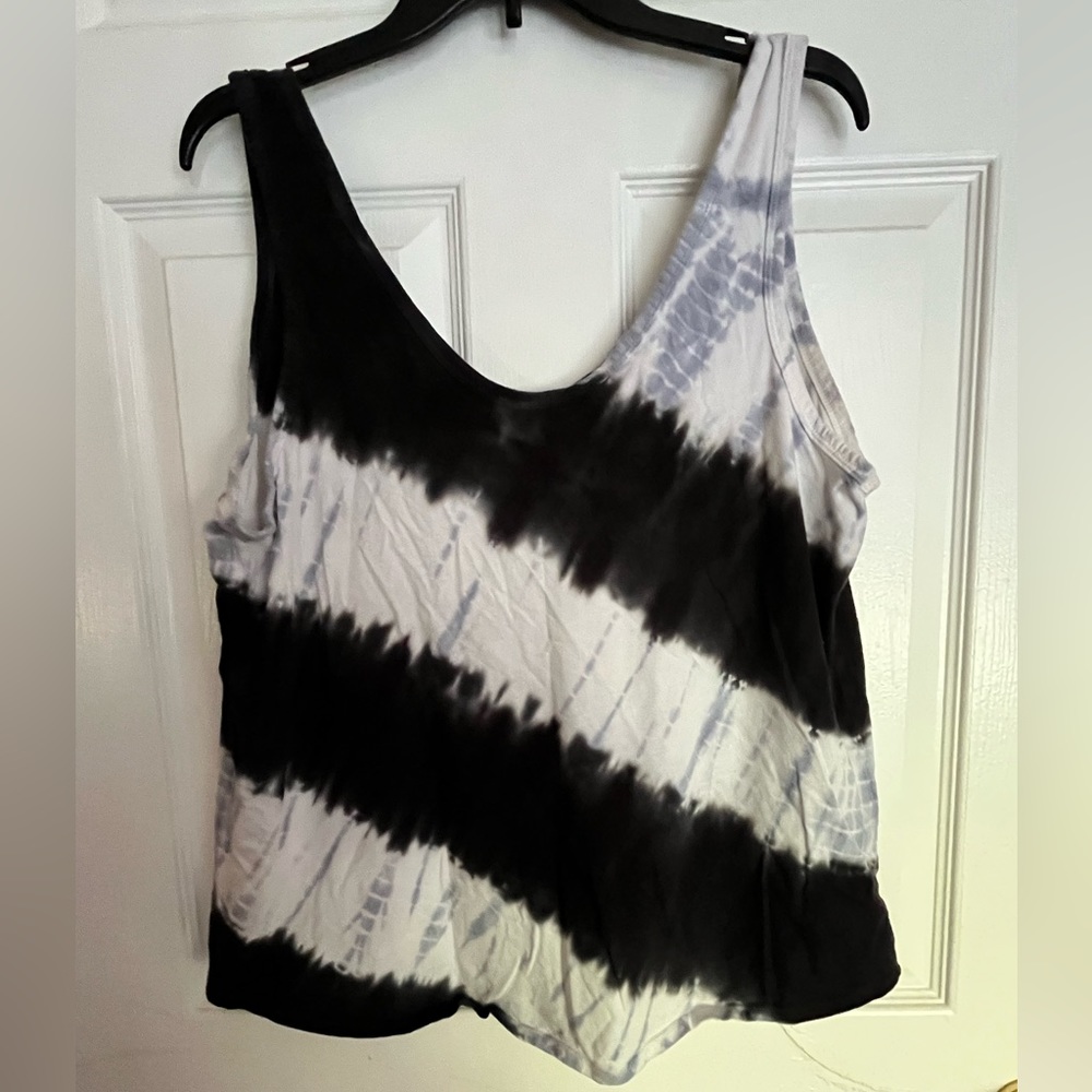 Tank Top - Picture 3 of 3